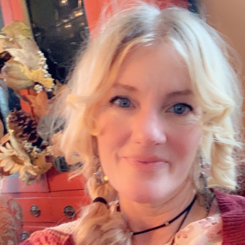 Meet your Posher, Karen